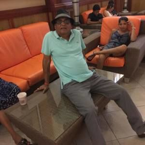 Meet your Posher, Raymond